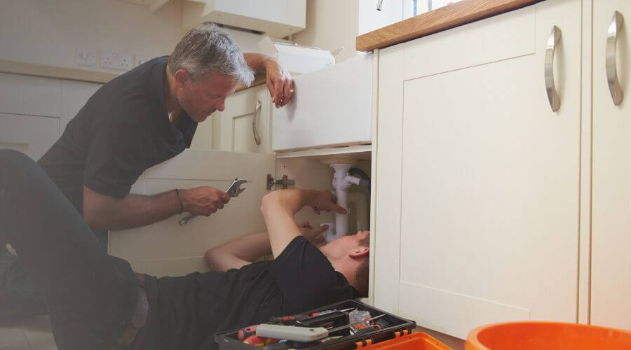 Best Plumber in Mapleton, KS